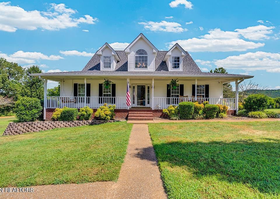 1st image of 24 Fox Run Ln