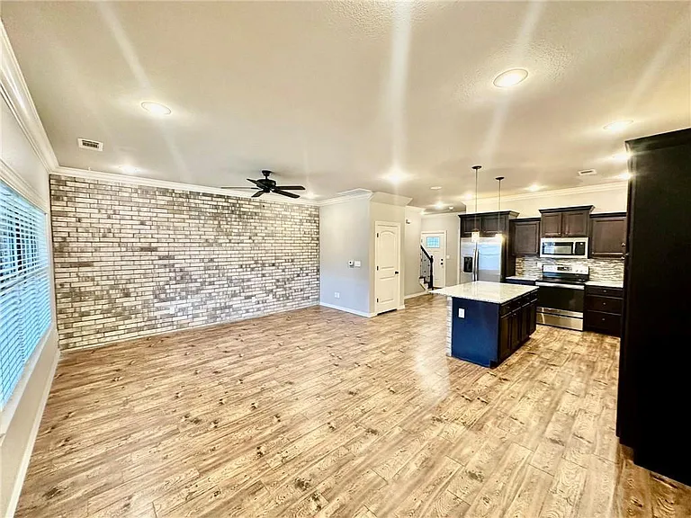 186 Old Farmington Rd — Photo 22