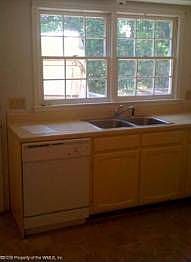 2nd image of 2817 Oak Hill Dr