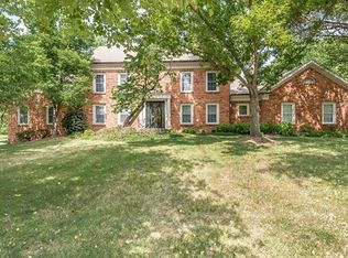 952 Arlington Oaks Ter, Chesterfield, MO