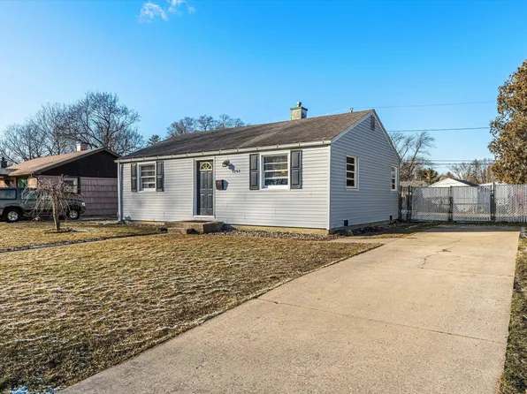 1243 Edgewood Dr, South Bend, IN 46616