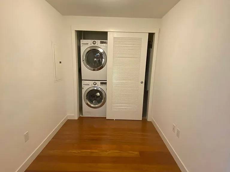 1160 Mission St #909 — Photo 8