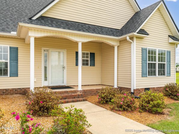 415 Tucker Road, Grimesland, NC 27837