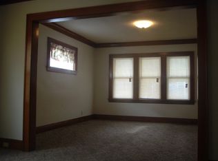 950 Burr St #1, Saint Paul, MN 55130