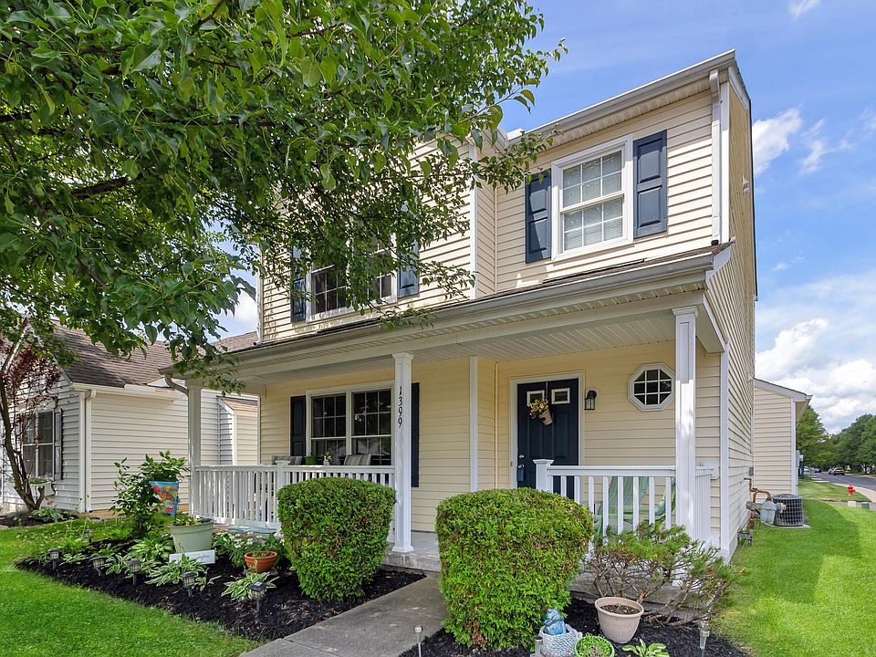 1st image of 1399 Geranium Dr #273