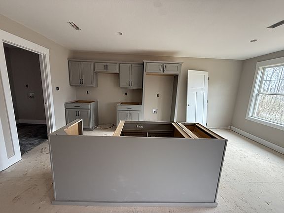 3rd image of 39 Echo Rdg Lot 39