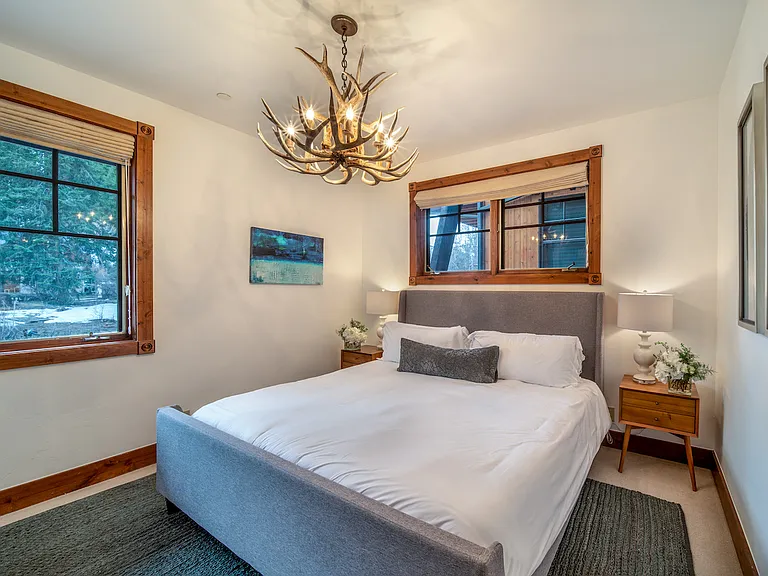 503 W Main St #B101 — Photo 14