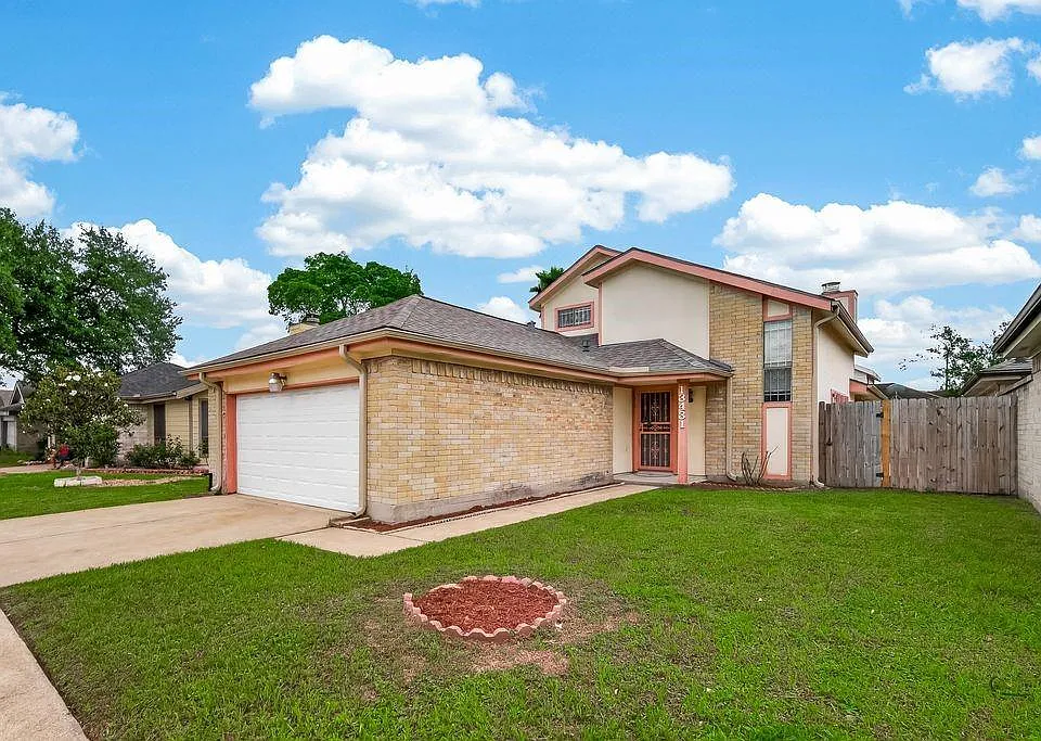 13431 Clarewood Dr