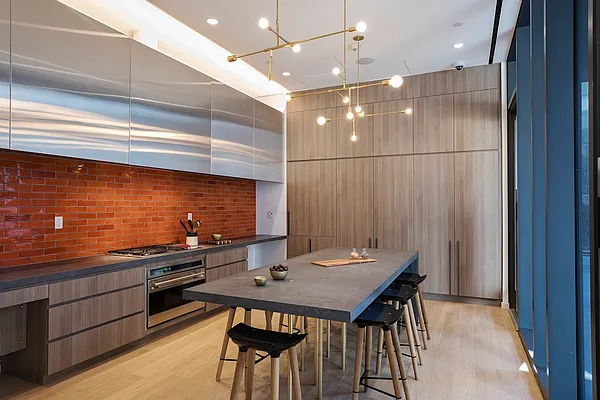 Rented by Gotham Organization | media 31