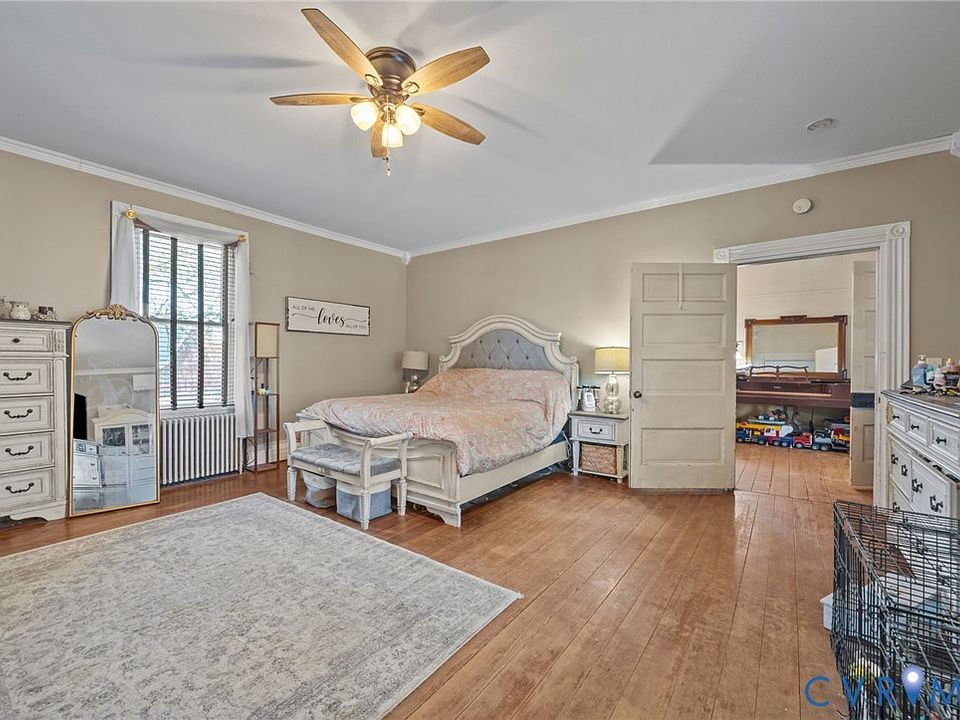 13th image of 9700 Glebe Ln