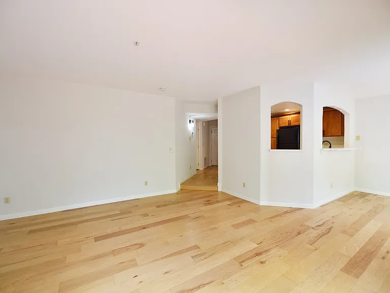 21314 Gary Dr #105 — Photo 8