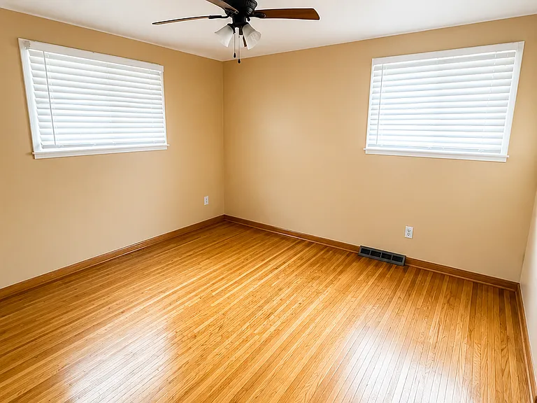 12 Marie Ave #2 — Photo 2