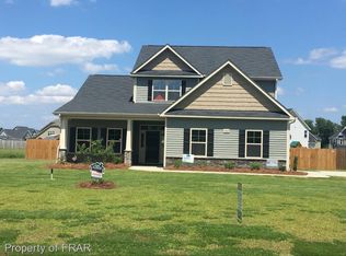 6818 Hunters Den Rd, Hope Mills, NC 28348