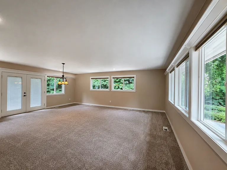 5533 Grandview Rd — Photo 23