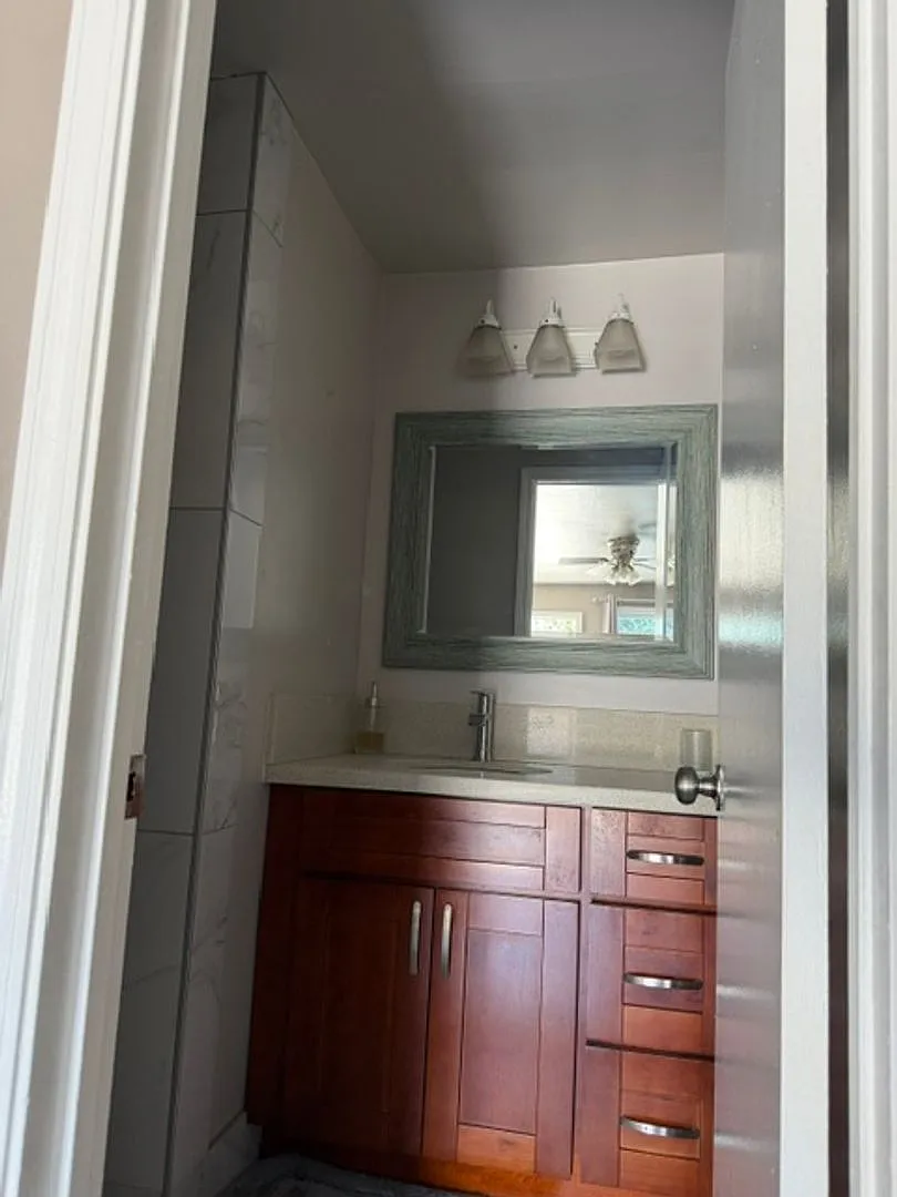 190 Eleu Place — Photo 3