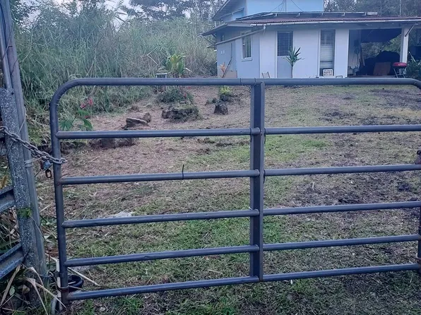 11-1211 Puhala St, Hilo, HI 96771