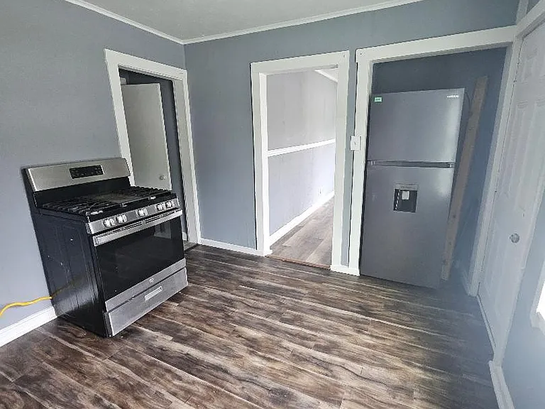 2905 Glenwood Ave #2905 GLENWOOD AVE — Photo 5