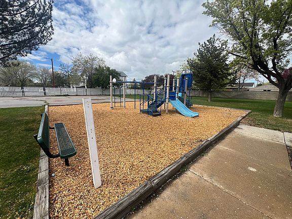 2nd image of 3443 W Ridgeland Park Dr APT 4