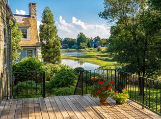 14 Shoalpoint Ln, Riverside, CT 06878