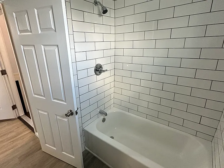 191 Sisson St #4 — Photo 5