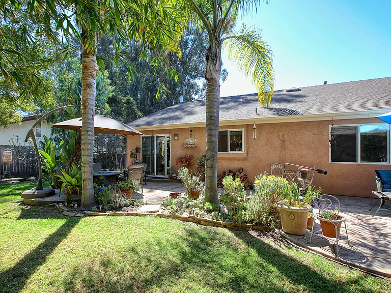 245 Hazel Ln — Photo 38