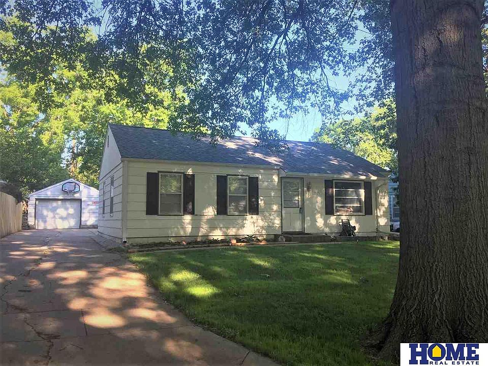 2nd image of 2521 N 64th St