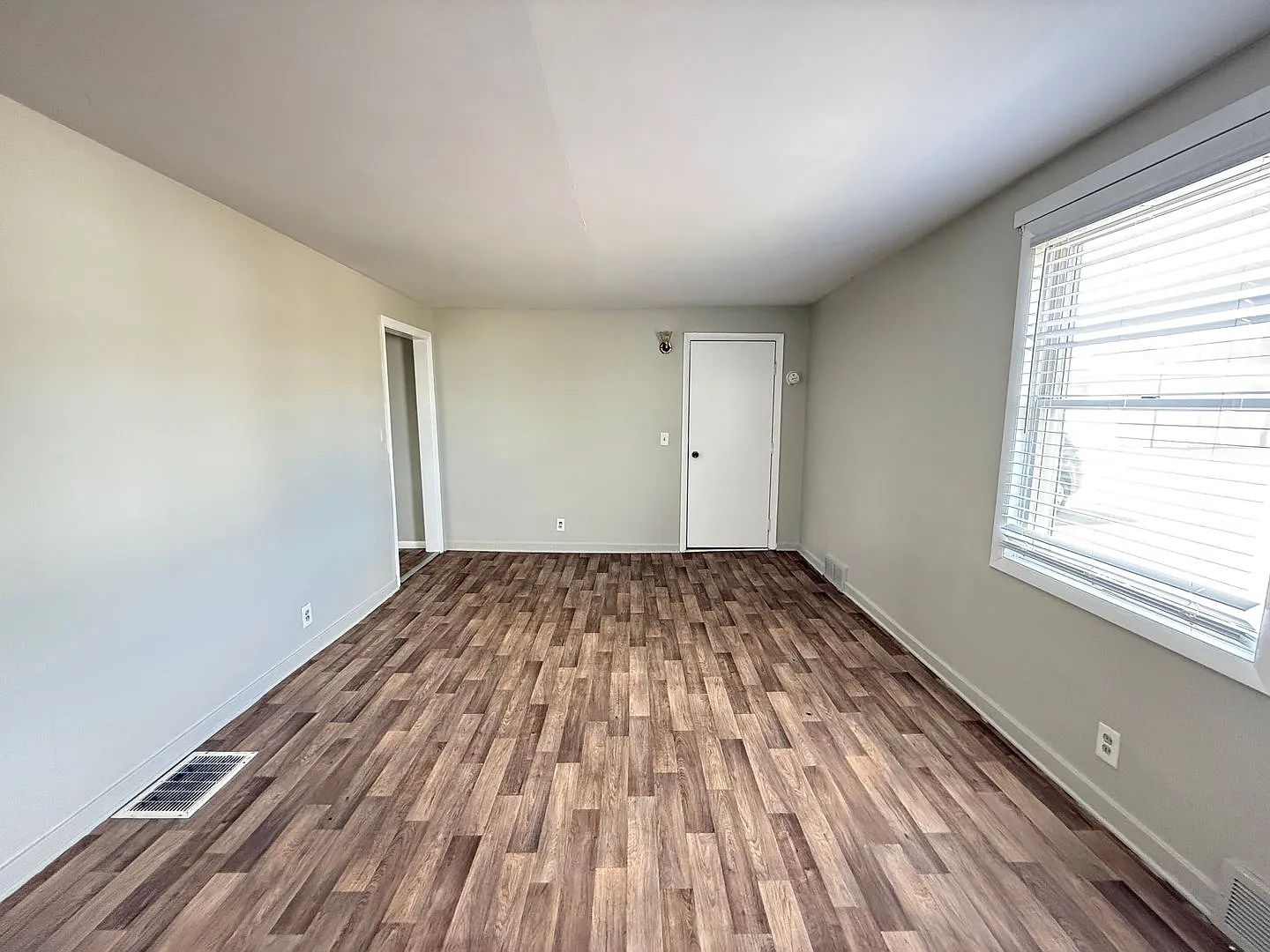 Trailer Park Dr 5680 — Photo 4