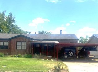 2003 W 20th St, Plainview, TX 79072