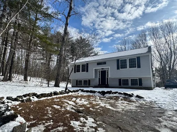 17 Back Deer Hill Road, China, ME 04358