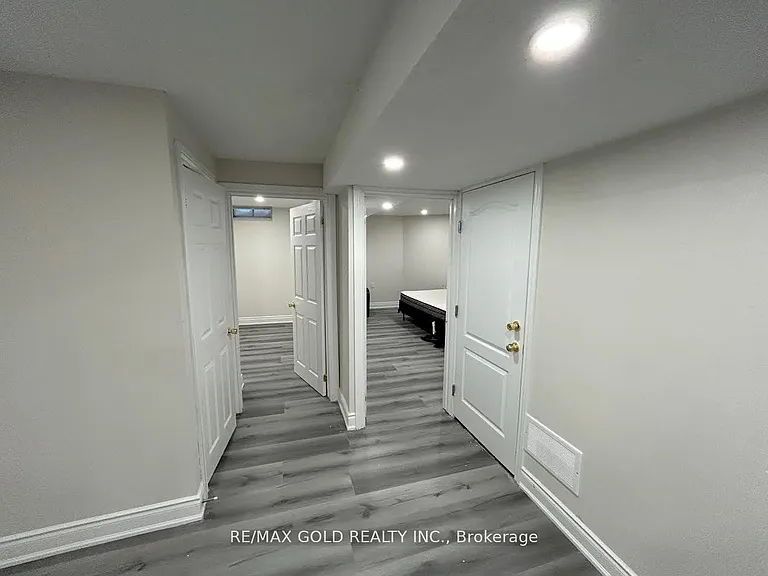 1028 Fernandez Dr #BASEMENT — Photo 6