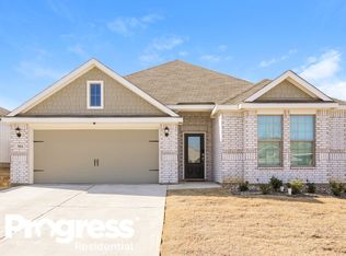 304 Ridgeland Oak Dr, Fort Worth, TX 76120