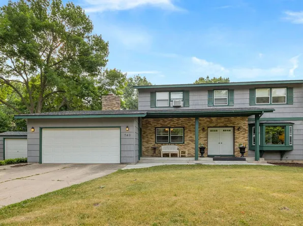 749 Lee Ave SE, Cokato, MN 55321