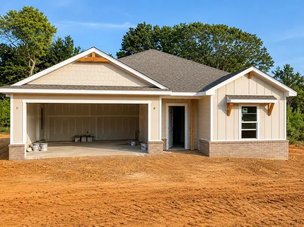 2707 Southern Oaks Dr, Longview, TX 75604