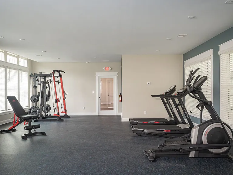 Hamilton Villas — Photo 24