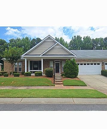 2nd image of 6710 Cinnamon Cres