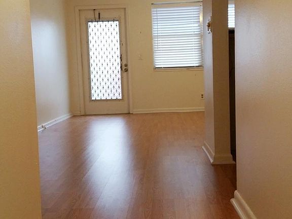 No carpet in Living Areas