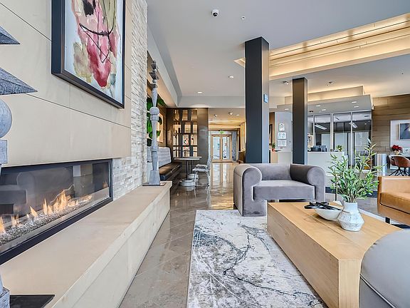 5th image of 255 N Washington St #124