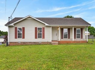 2808 Nat Hoosier Ln, Clarksville, TN 37040