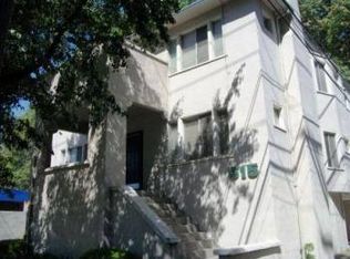 515 30th St APT 4, Sacramento, CA 95816