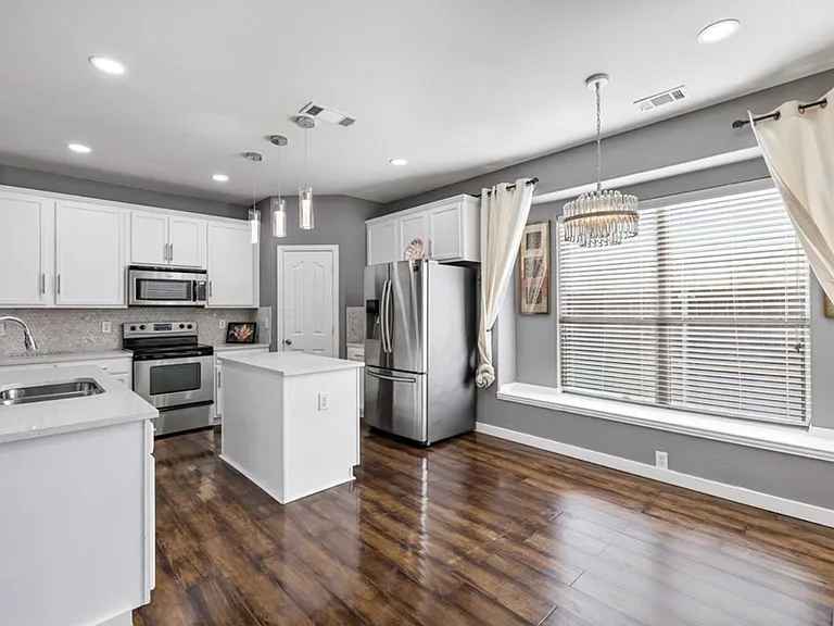 2809 Prescotte Point — Photo 8