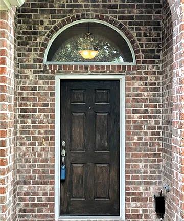 3rd image of 4402 Cluster Oak Ct