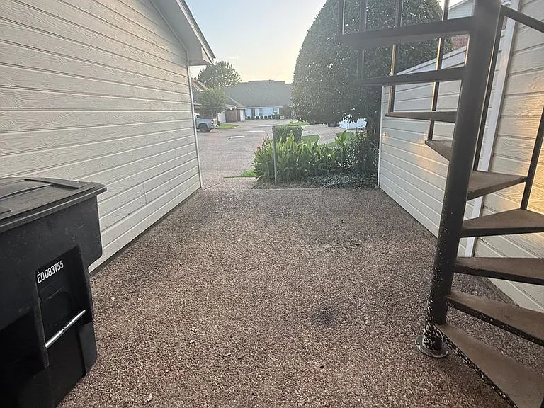 3 Meadow Creek Dr — Photo 45