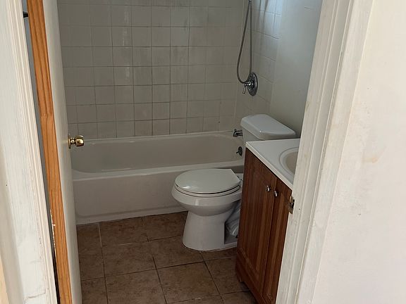 5th image of 5602 Kingswood St