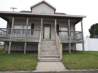 564 W Muskegon Ave, Muskegon, MI