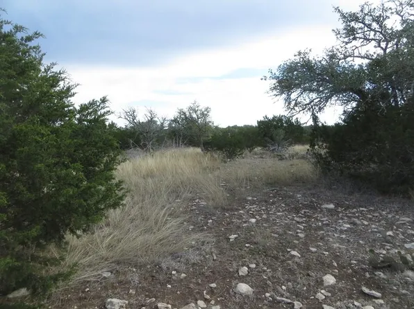 280 Golden Way, Junction, TX 76849