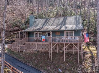 46 Hummingbird Dr, Maggie Valley, NC 28751