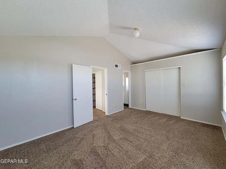 3200 Mountain Ridge Dr — Photo 30