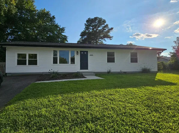 21975 Spring Valley Dr, Lexington Park, MD 20653