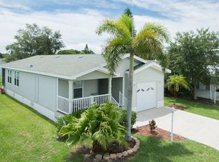 732 Lark Dr, Barefoot Bay, FL 32976