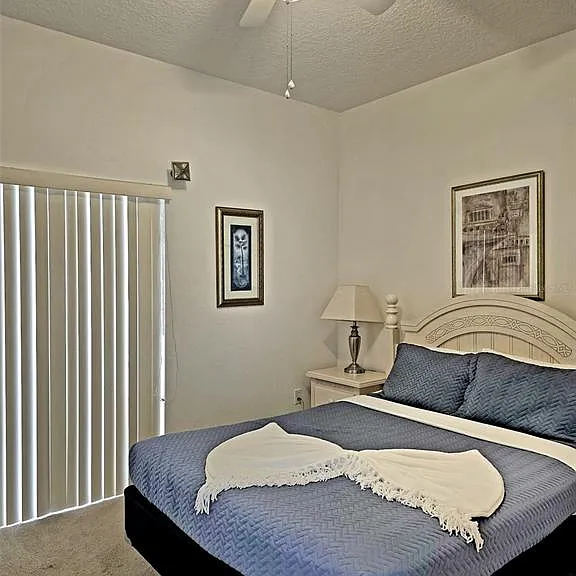 1027 Balmoral Dr — Photo 15